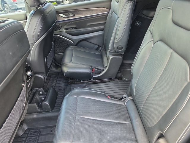 2024 Jeep Grand Cherokee L Overland 4WD