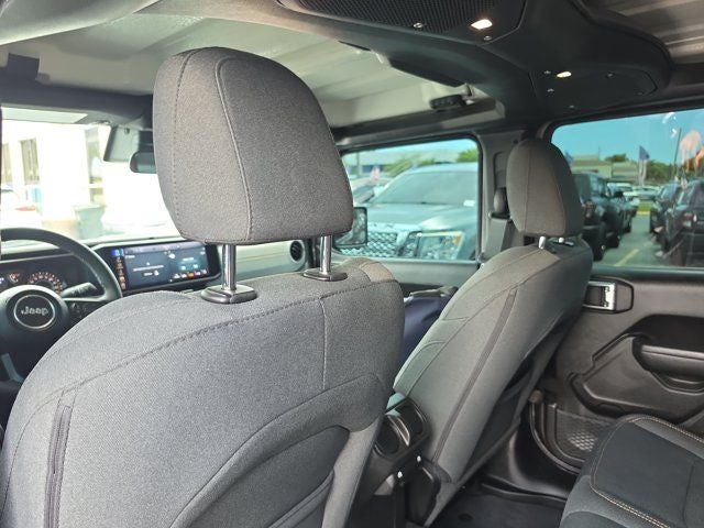2025 Jeep Gladiator Sport S
