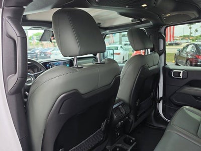 2026 Jeep Gladiator Mojave Medium Bed