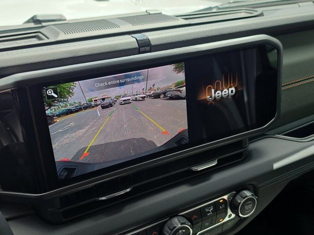 2026 Jeep Gladiator Mojave Medium Bed