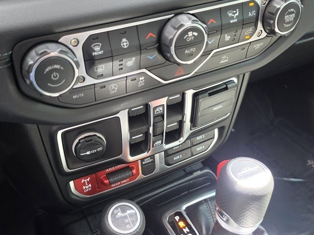 2026 Jeep Gladiator Mojave Medium Bed