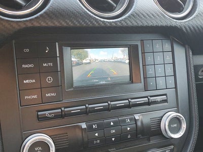 2016 Ford Mustang V6