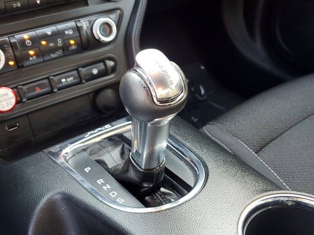 2016 Ford Mustang V6