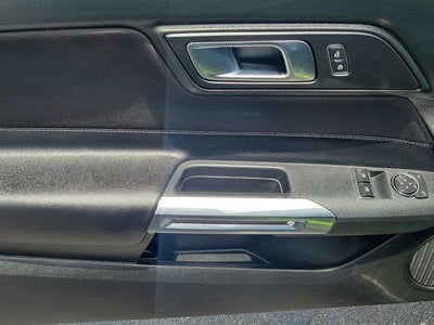 2022 Ford Mustang EcoBoost