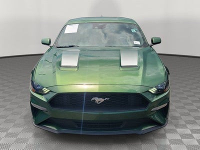 2022 Ford Mustang EcoBoost