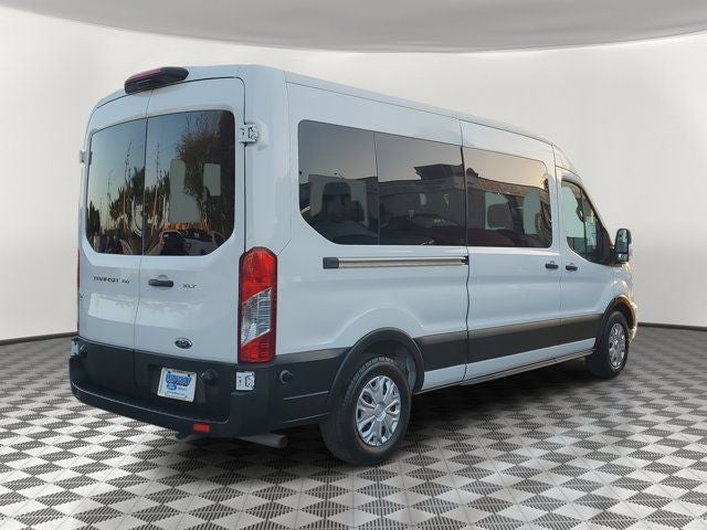 2024 Ford Transit-350 XLT MR 15 PASS