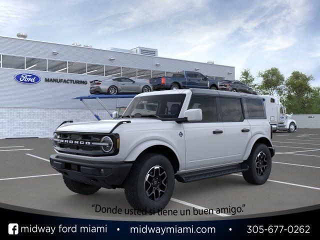 2026 Ford Bronco Outer Banks