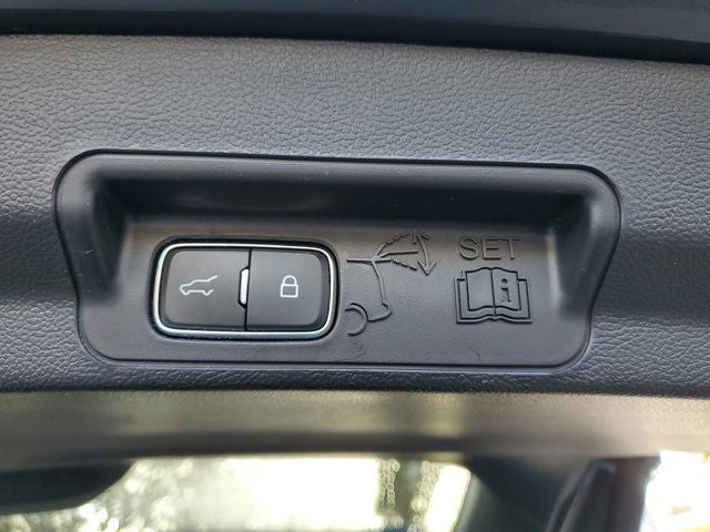 2024 Ford Explorer Base