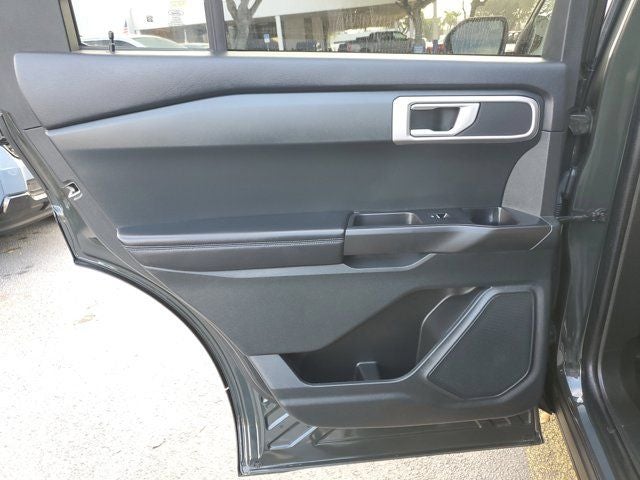 2024 Ford Explorer Base