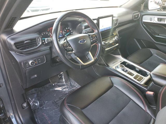 2022 Ford Explorer ST-Line