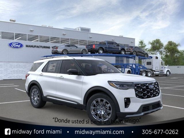 2026 Ford Explorer Platinum's photo