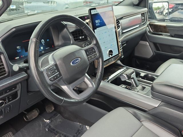 2023 Ford F-150 Lightning Lariat