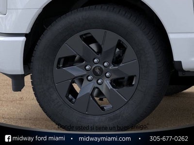 2025 Ford F-150 Lightning Flash