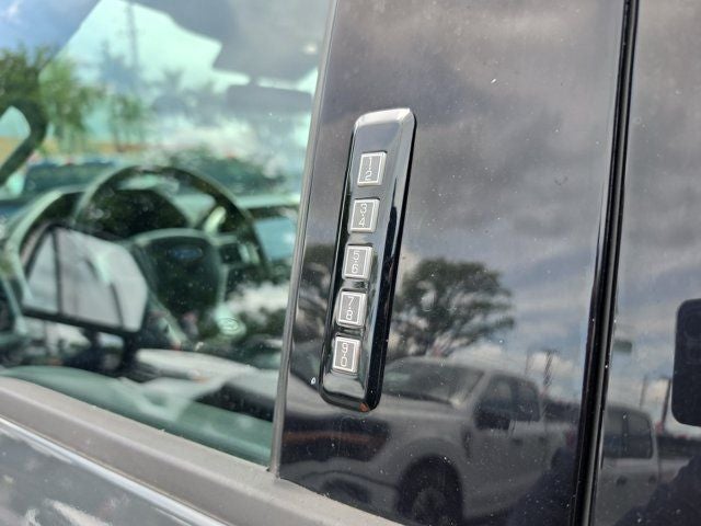 2021 Ford F-250SD Lariat