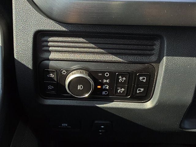 2025 Ford F-350SD Lariat DRW