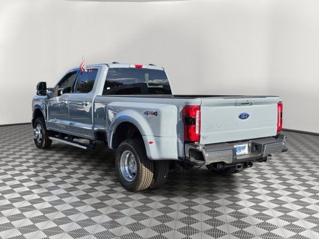 2025 Ford F-350SD Lariat DRW
