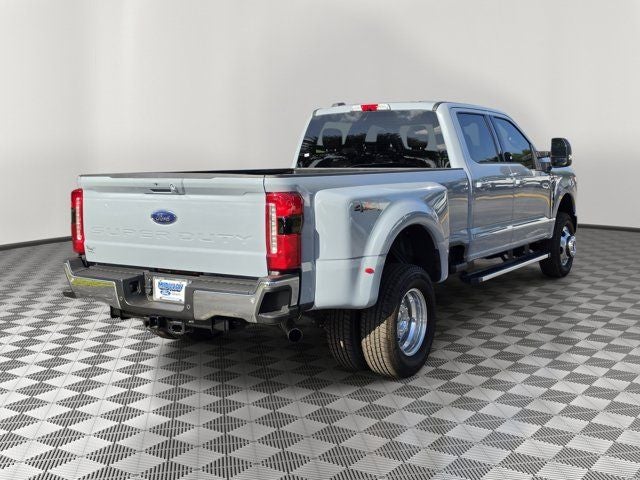 2025 Ford F-350SD Lariat DRW