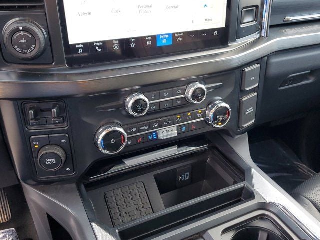 2024 Ford F-350SD Lariat DRW Ultimate Pkg