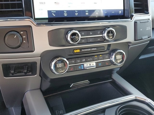 2022 Ford F-450SD Lariat DRW