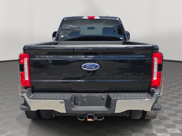 2025 Ford F-450SD Lariat DRW