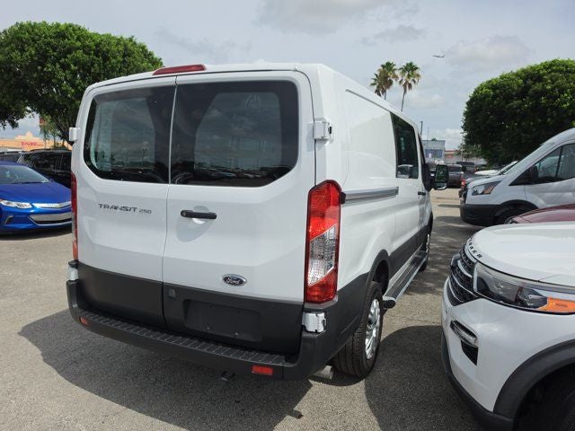 2025 Ford Transit-250 Base LR