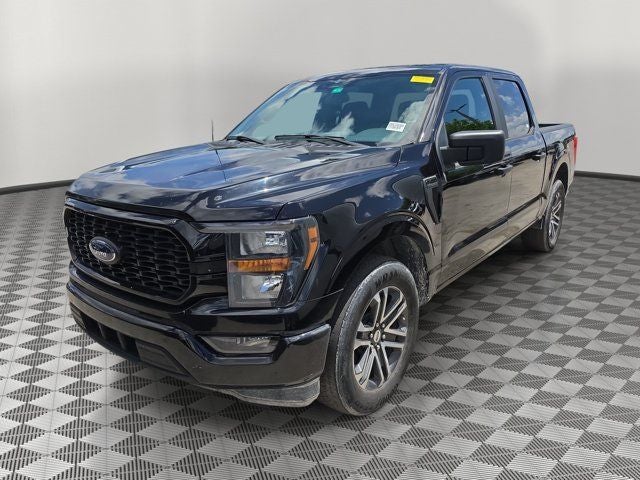 2023 Ford F-150 XL STX