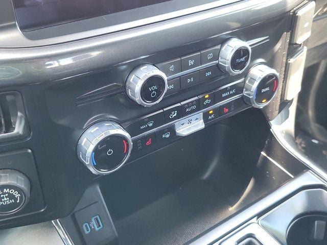 2023 Ford F-150 XLT SPORT