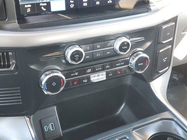 2024 Ford F-150 Lightning XLT