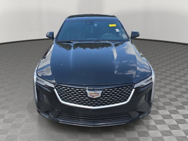 2023 Cadillac CT4 Luxury
