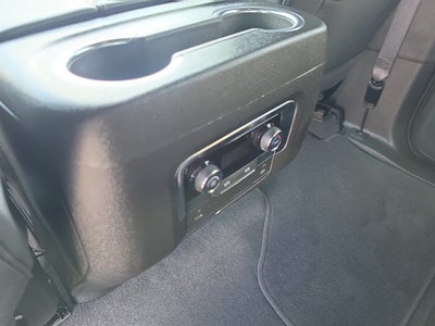 2025 Chevrolet Suburban LS