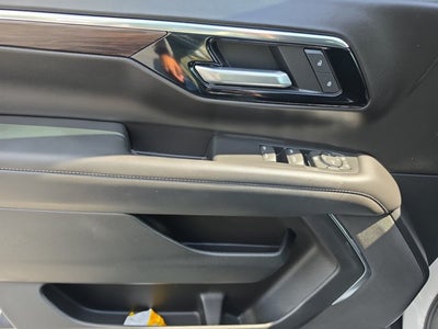 2025 Chevrolet Suburban LS