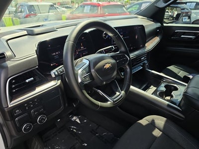 2025 Chevrolet Suburban LS
