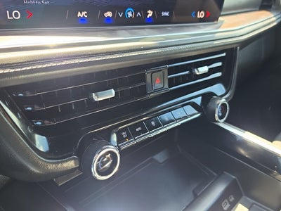 2025 Chevrolet Suburban LS