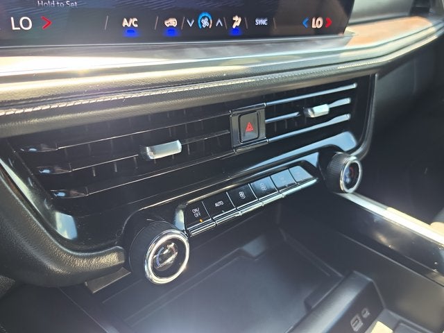 2025 Chevrolet Suburban LS