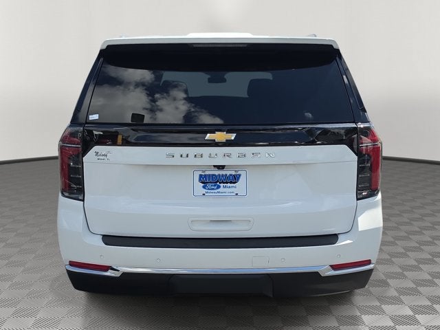 2025 Chevrolet Suburban LS