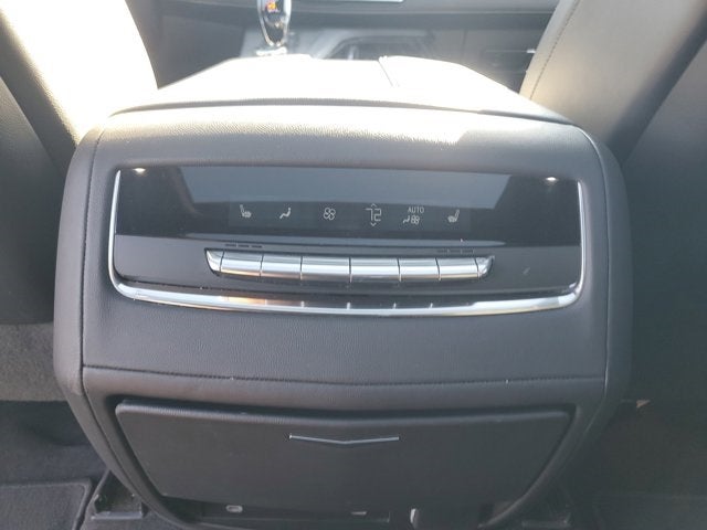 2022 Cadillac Escalade Sport