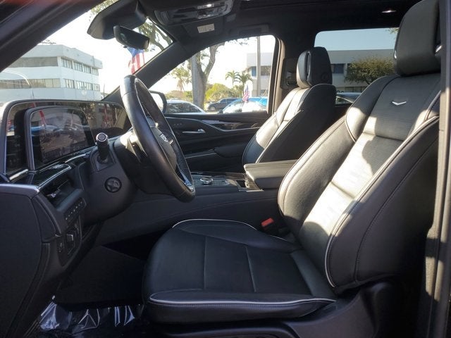 2022 Cadillac Escalade Sport