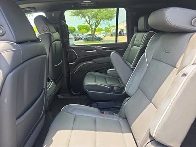 2023 Cadillac Escalade ESV Sport