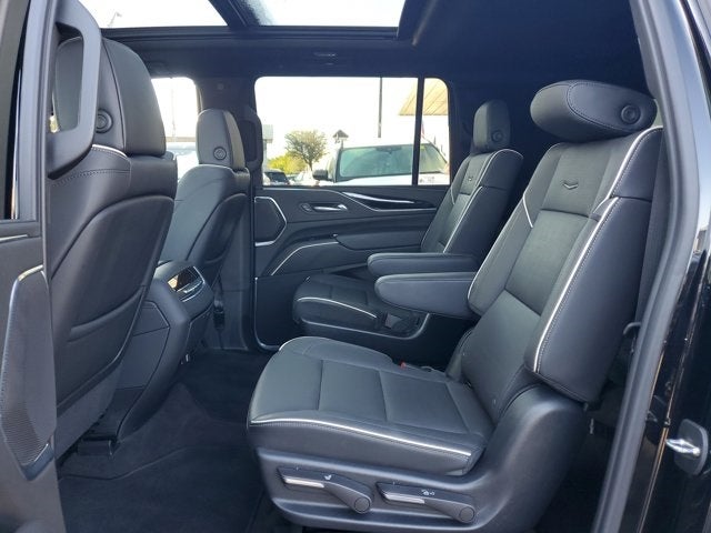 2023 Cadillac Escalade ESV Sport