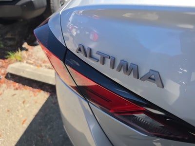 2025 Nissan Altima 2.5 SR