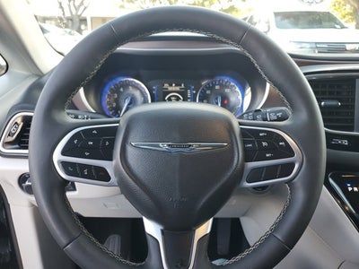 2024 Chrysler Voyager LX