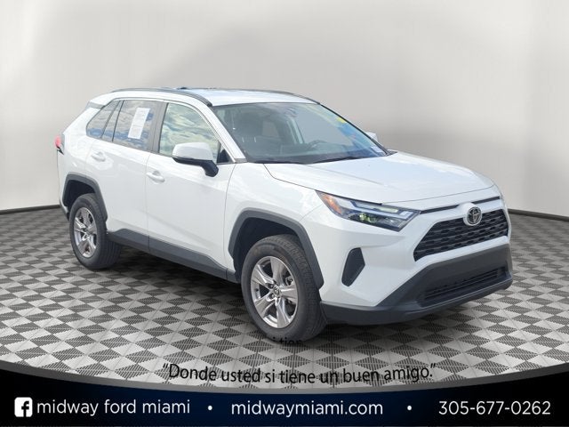2025 Toyota RAV4 XLE