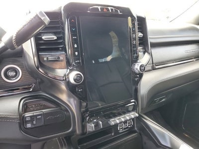 2022 RAM 3500 Limited Night Edition Dually