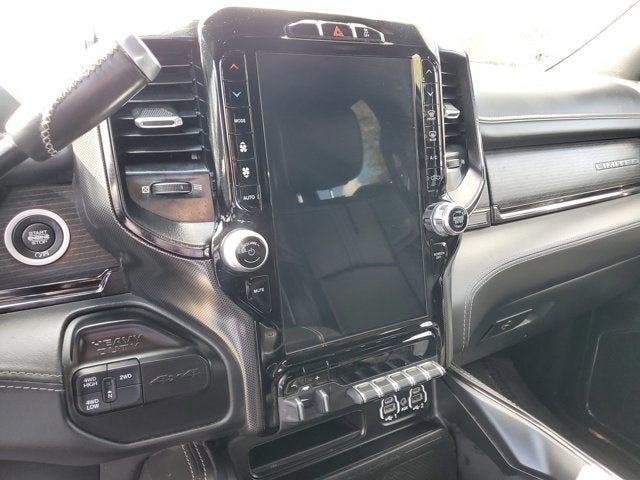 2022 RAM 3500 Limited Night Edition Dually