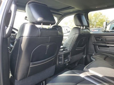 2022 RAM 3500 Limited Night Edition Dually