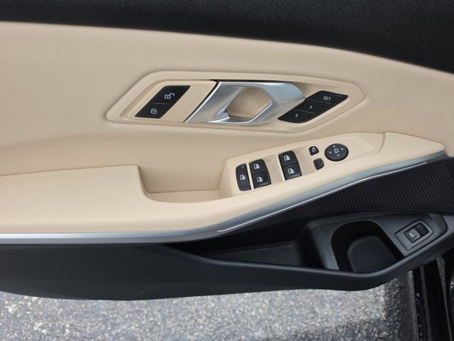 2025 BMW 3 Series 330i