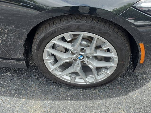 2025 BMW 3 Series 330i