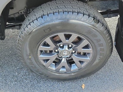 2022 Toyota Tacoma SR5 V6