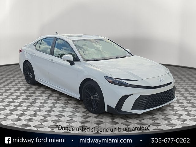 2025 Toyota Camry SE