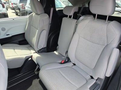 2025 Toyota Sienna LE 8 Passenger